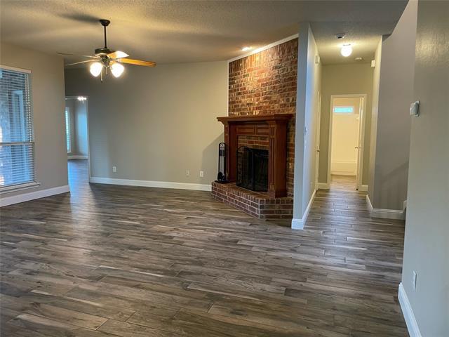 Building Photo - 1614 N Timber Brook Dr