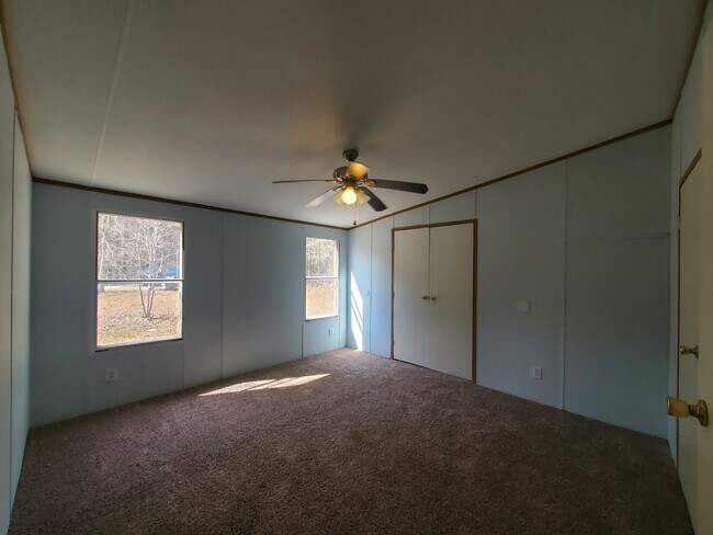 Building Photo - 25 S Kelly Ct