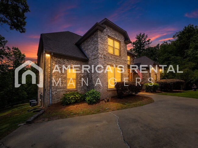 Building Photo - Deposit Pending! - Private Estate Living on Over 3 Acres! Available to view NOW!