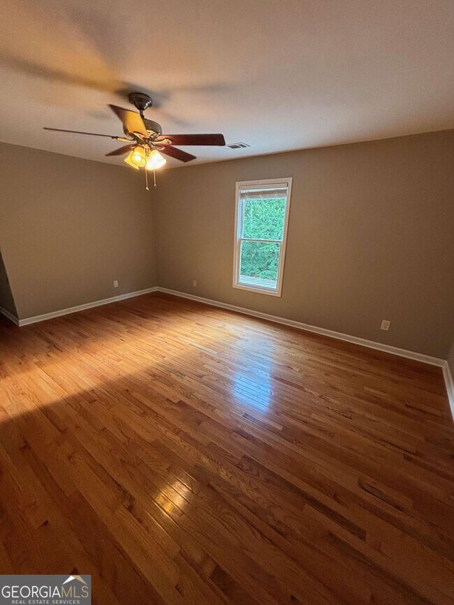 Building Photo - 2012 S Milledge Ave