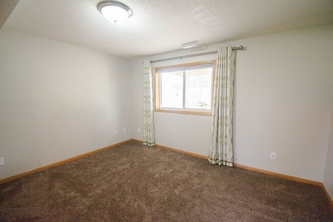 Building Photo - 2988 Bandel Ct NW