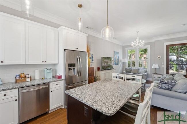 Building Photo - 714 Tattnall St