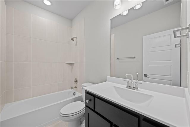 Building Photo - 1328 Huckleberry St