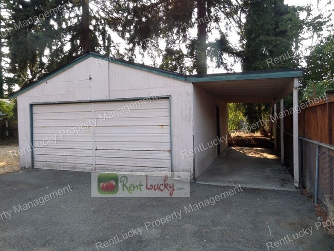 Building Photo - 19541 3rd Ave S