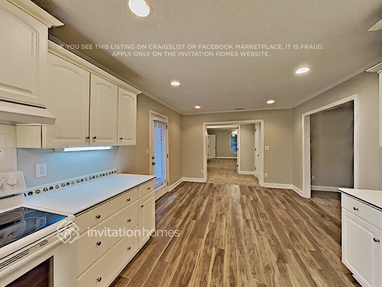 Building Photo - 116 Wilby Dr