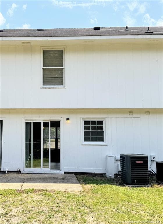 Building Photo - 6633 Abbey Ln