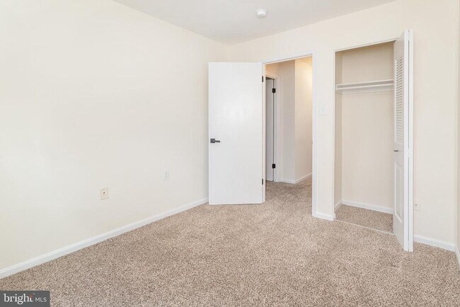 Building Photo - 12313 Cinnamon St