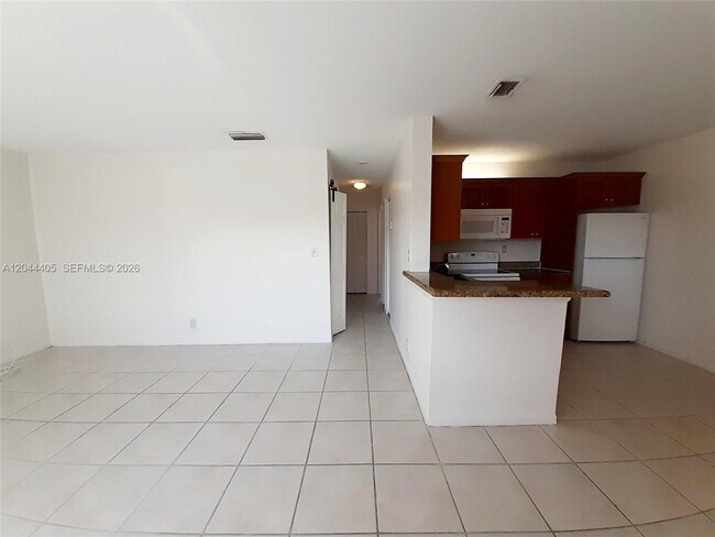 Building Photo - 11447 NW 42nd St