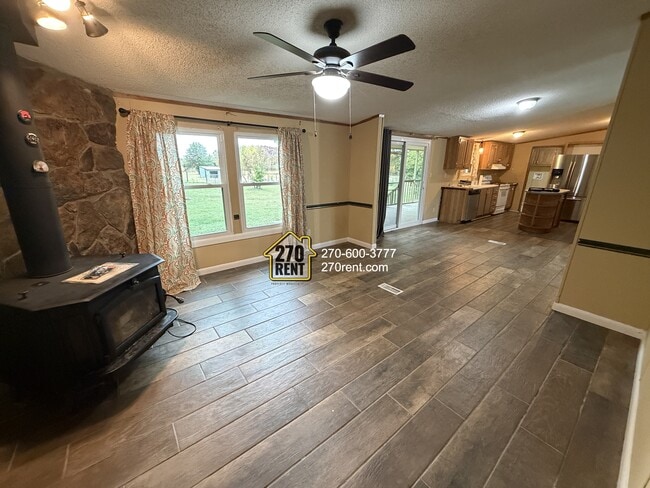 Building Photo - 1865 Liberty Rd