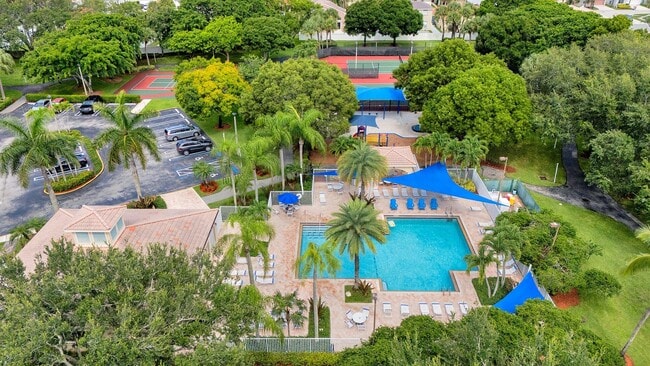 Building Photo - 8071 Stirrup Cay Ct
