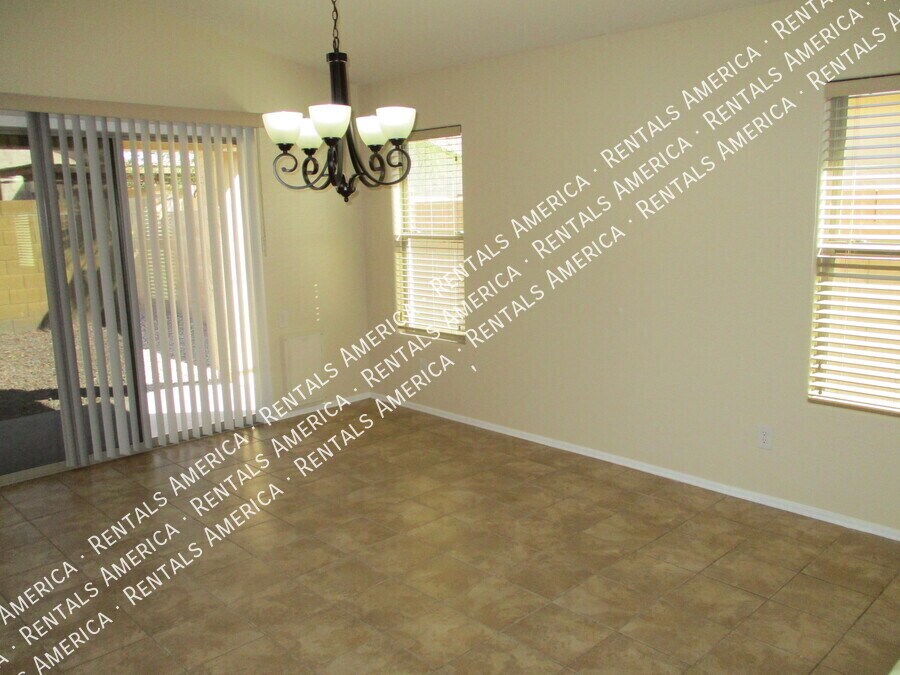 Building Photo - 1328 Natasha Dr