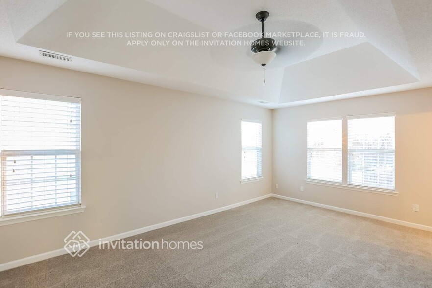 Building Photo - 9626 Green Apple Dr