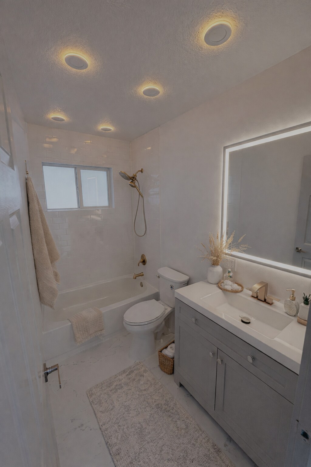 Building Photo - 44 SW 13th St