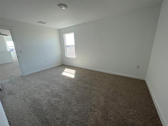 Building Photo - 13820 Lubeck Dr