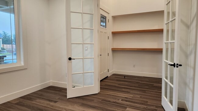 Building Photo - Beautiful Home in Bonney Lake!