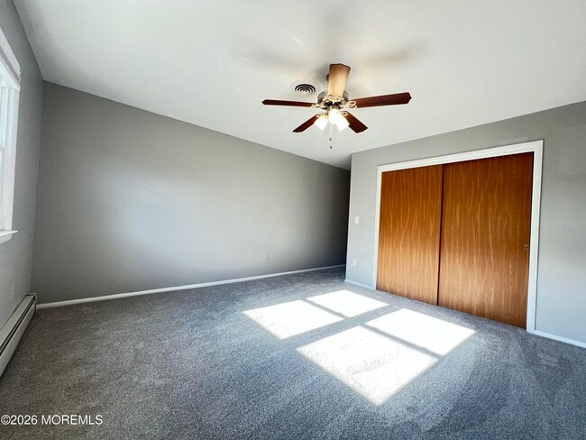 Building Photo - 9 Westport Dr