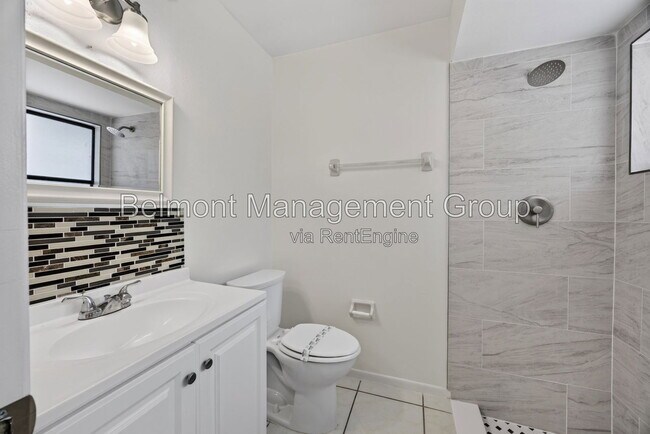 Building Photo - 7690 Timber River Cir