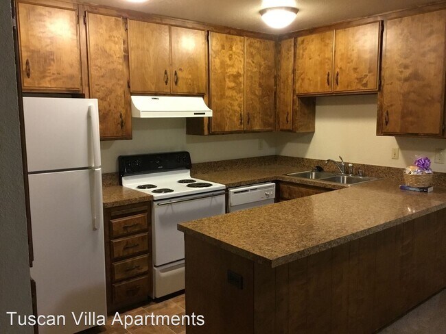 Building Photo - 85-85 Tuscan Villa Dr