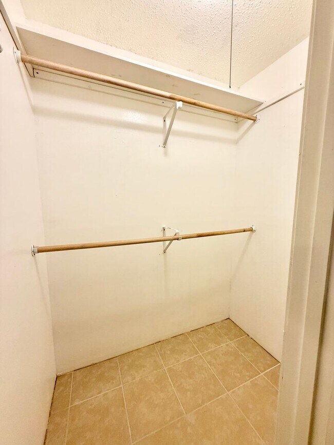 Building Photo - 284 CR 202