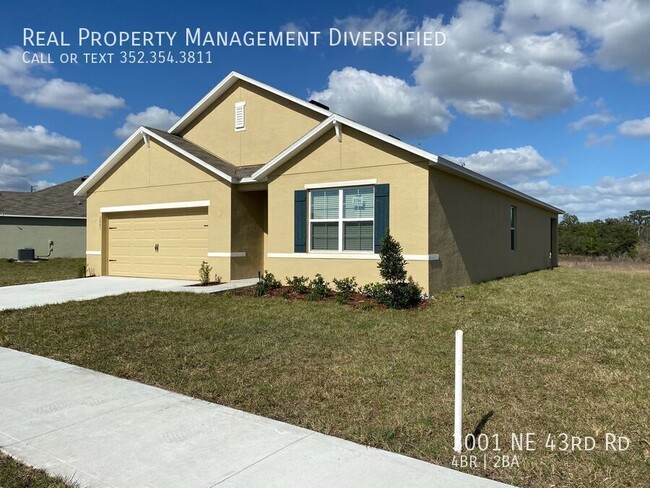 Building Photo - 3001 NE 43rd Rd