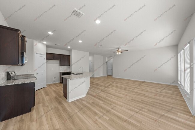Building Photo - 2704 Wasilla Dr