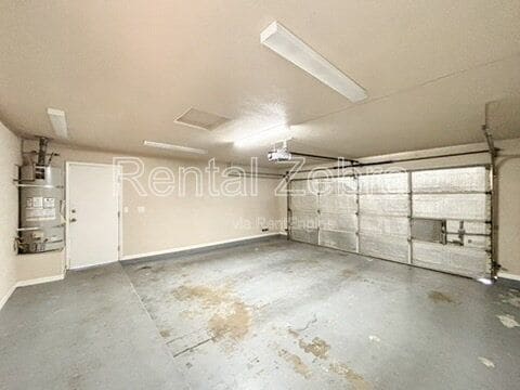 Building Photo - 1445 Cameron Ln