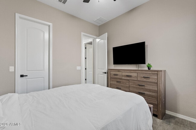 Building Photo - 19411 E Timberline Rd