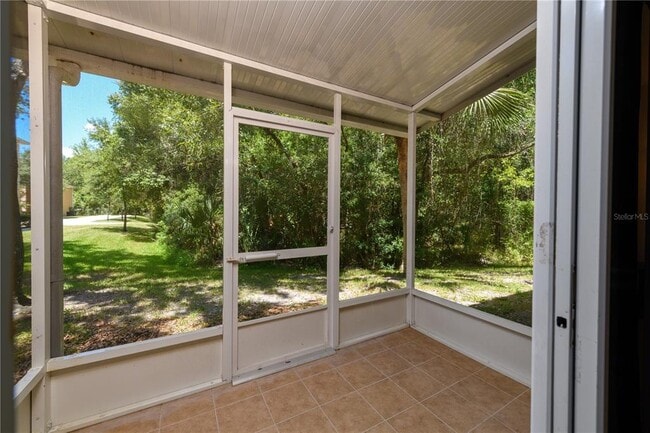 Building Photo - 16322 Parkstone Palms Ct