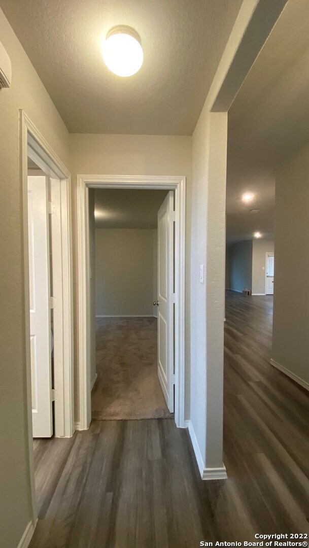 Building Photo - 10410 Waverunner-