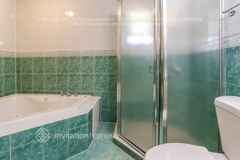 Building Photo - 505 NW 136th Ct