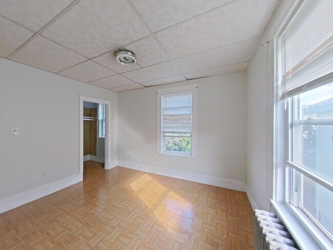 Building Photo - 16 W Squantum St
