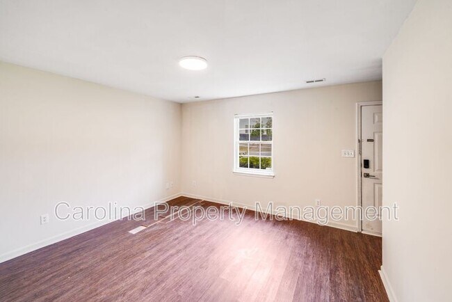 Building Photo - 3425 Anson St