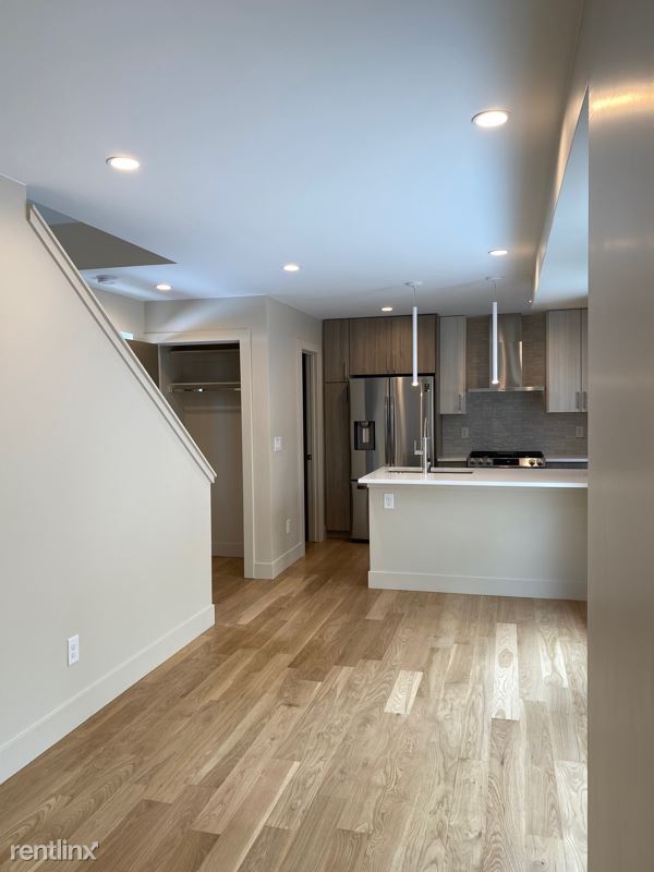 Building Photo - 2 br, 2.5 bath Townhome - 1348 Zenobia St