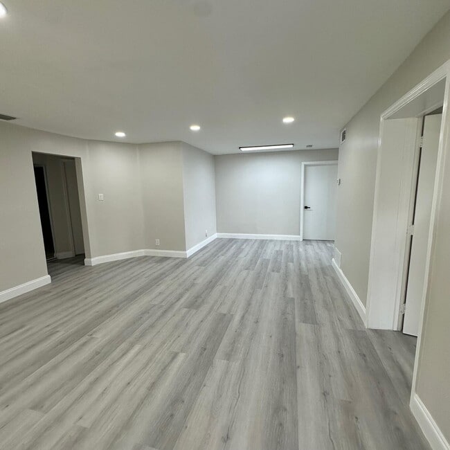 Building Photo - 3620 NW 9th St