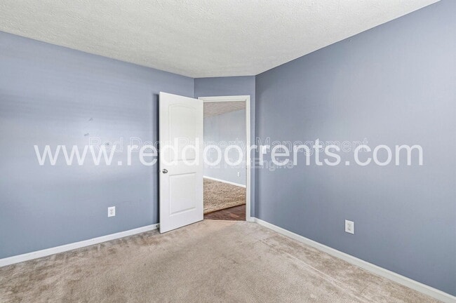 Building Photo - 7217 Burlat Ln