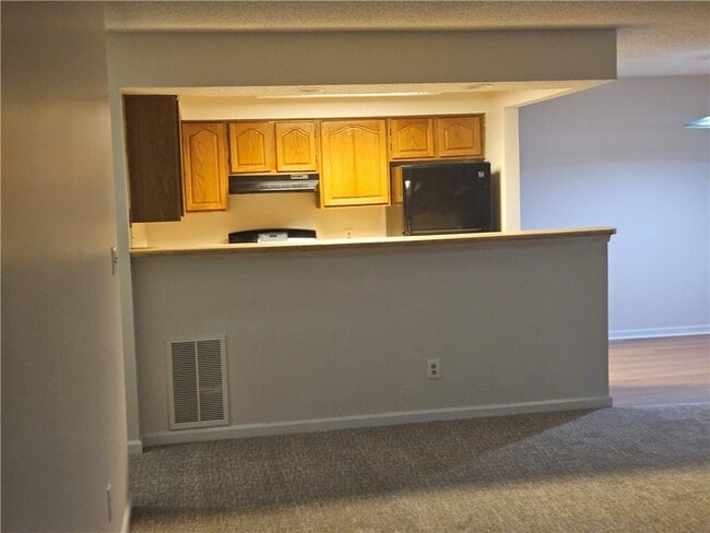 Building Photo - 113 Hampshire Ct