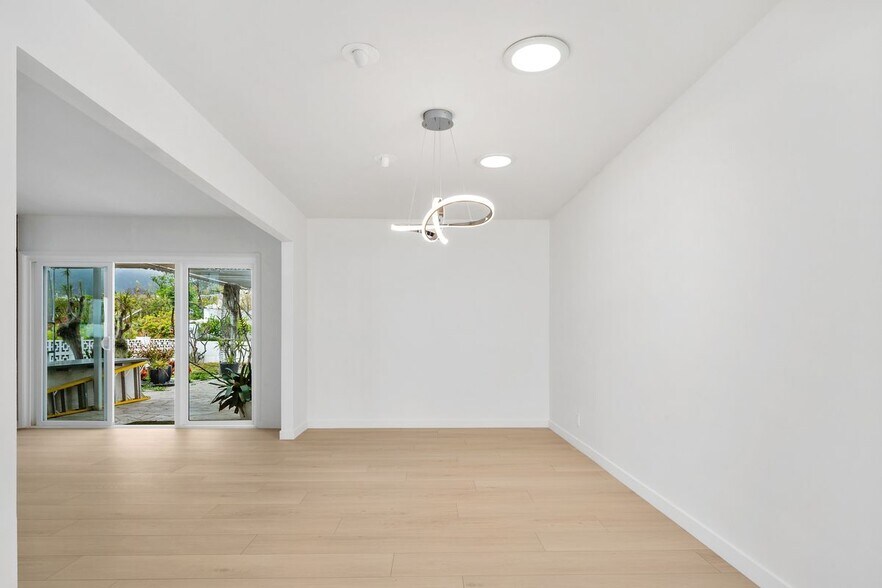 Building Photo - 18145 Kingsport Dr