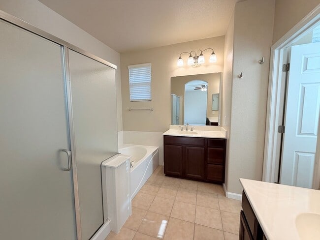 Building Photo - 1865 Wind Ranch Rd