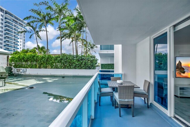 Building Photo - 2301 Collins Ave