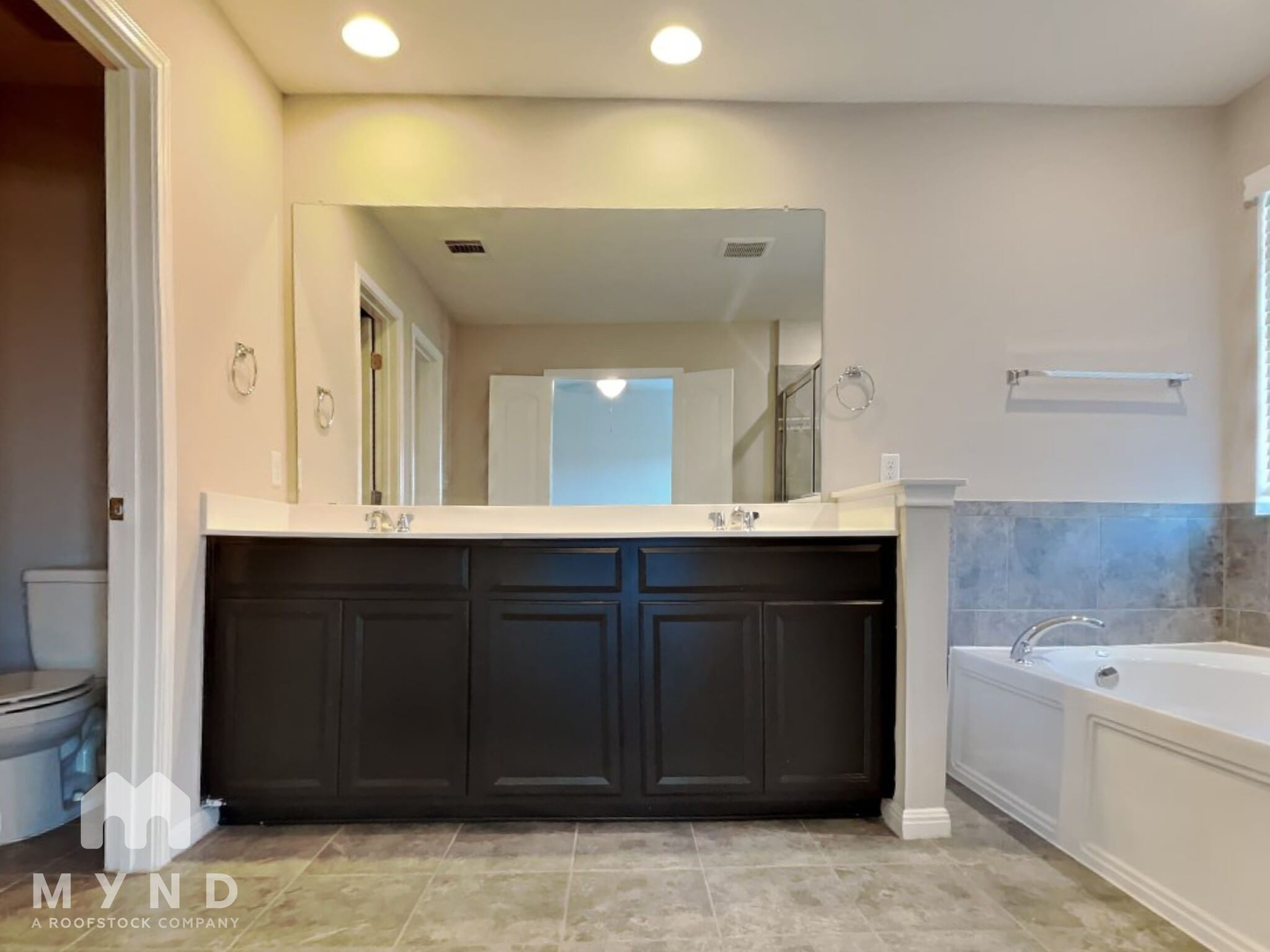 Building Photo - 125 Kavanaugh St