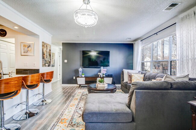 Building Photo - 14201 Woolen Oak Ct