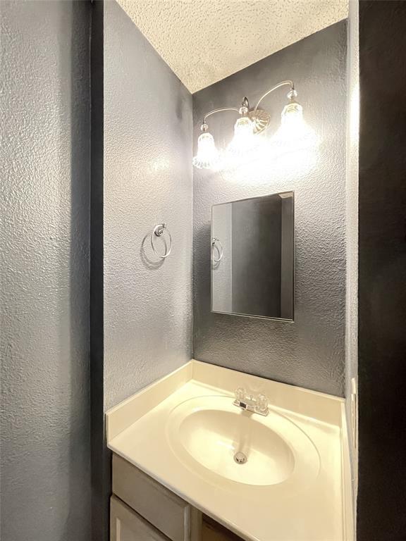 Building Photo - 2516 Stapleford Dr