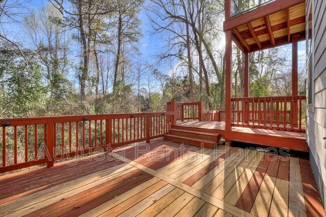 Building Photo - 719 Bonnie Oaks Ln