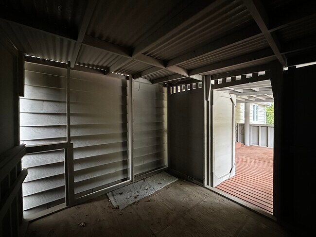 Building Photo - 3113 Harold Dr SE