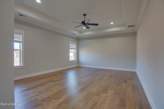 Building Photo - 4619 Pierce Dr