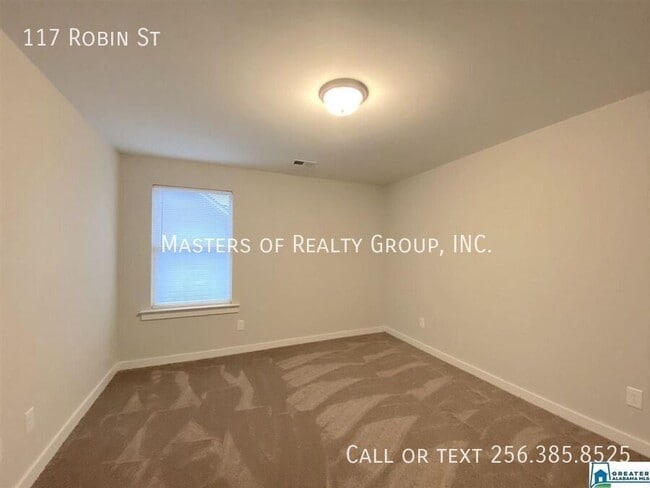 Building Photo - 117 Robin St