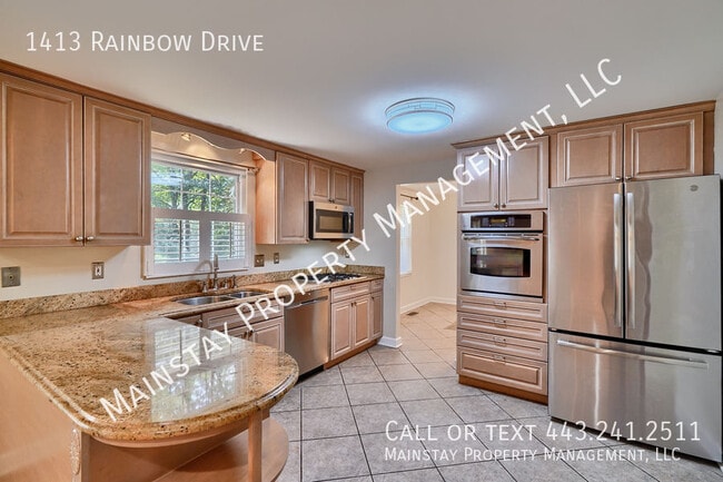 Building Photo - 1413 Rainbow Dr