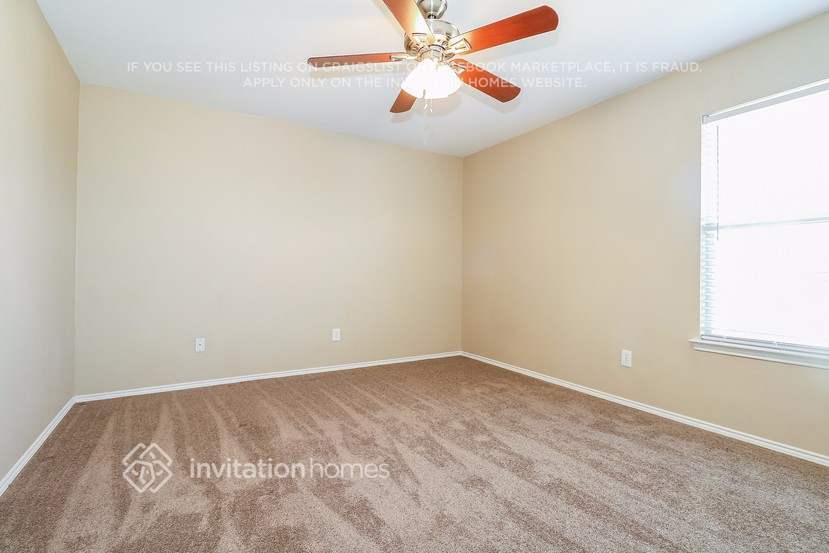 Building Photo - 1116 Melrose Dr