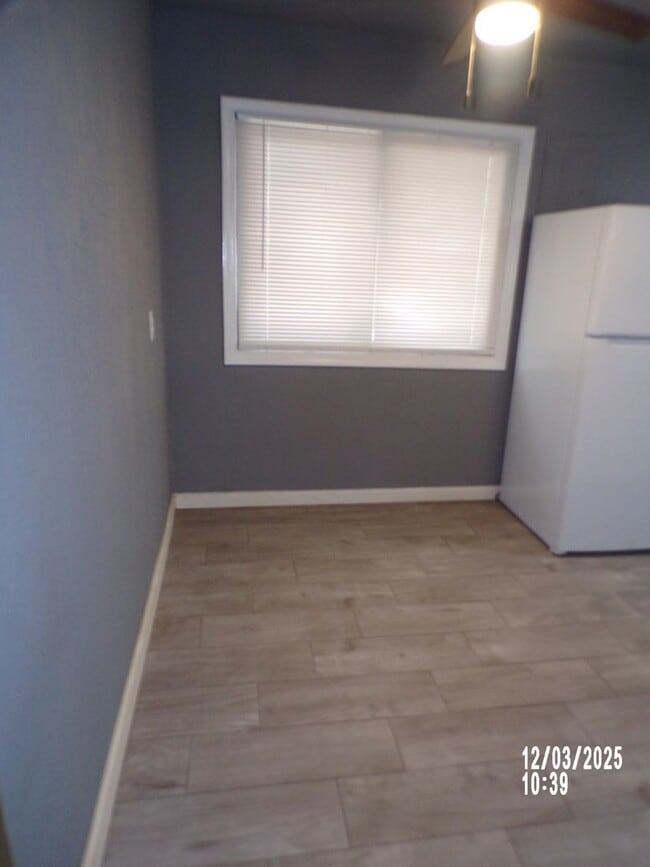 Building Photo - Great re-do