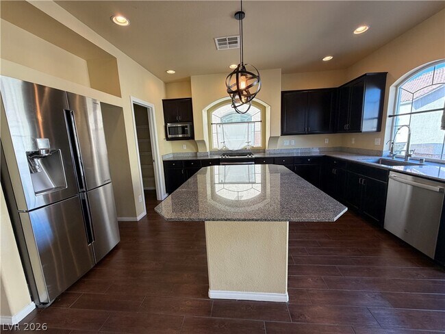 Building Photo - 6014 Pirates Delight Ave